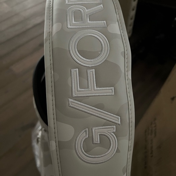 G/Fore Golf bag RARE STAFF full size. SOLD OUT EVERYWHERE! Brand new! - Picture 3 of 6